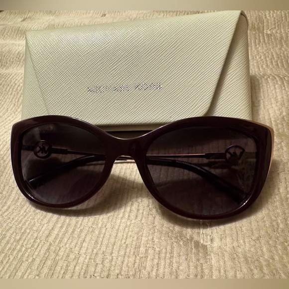 Michael Kors South Hampton Sunglasses - Picture 3 of 8